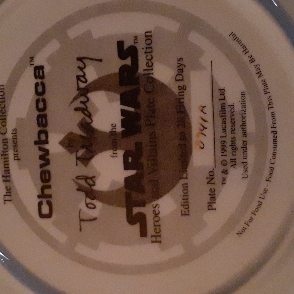 Hamilton Collection Star Wars plate - Picture 2 of 3